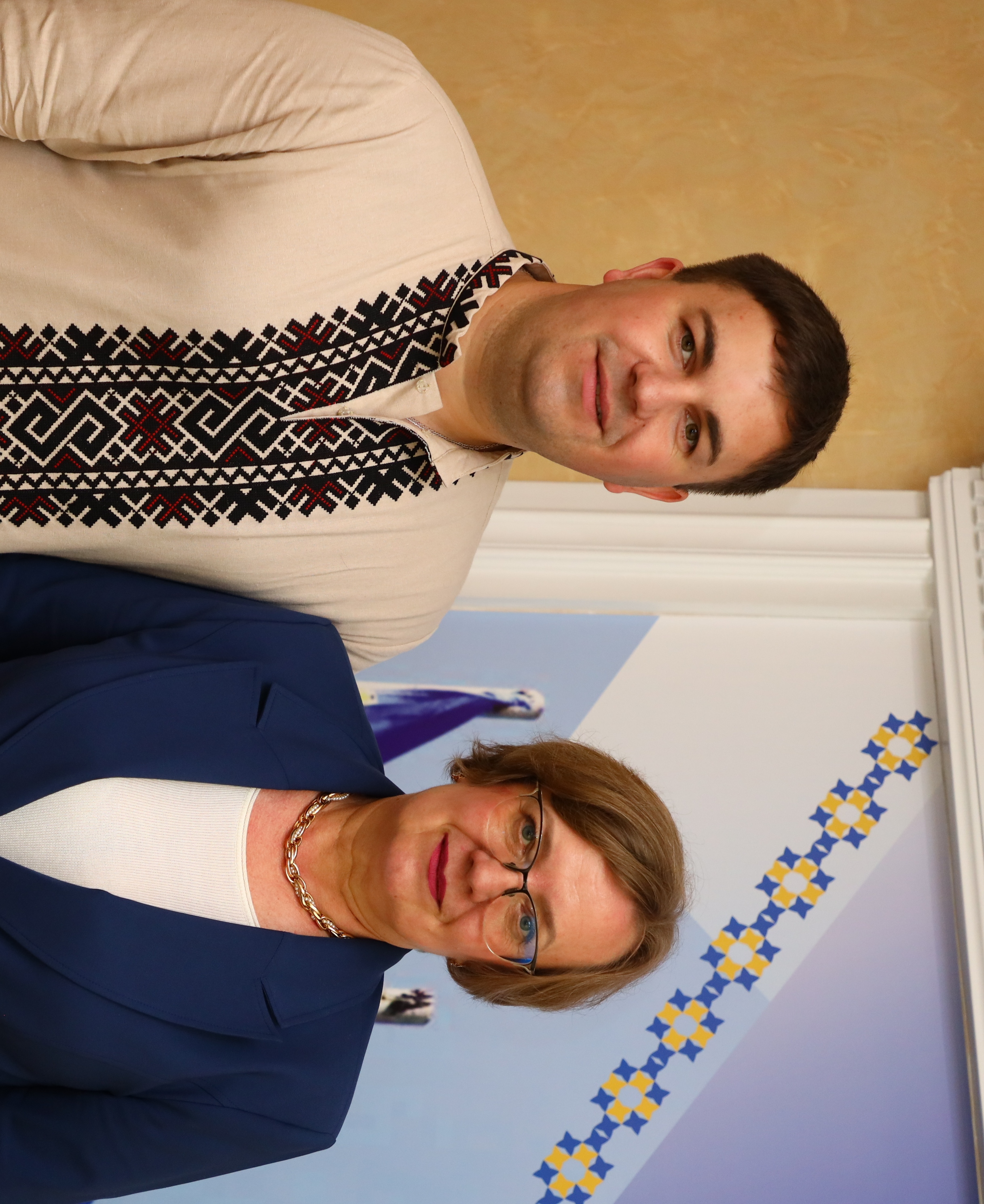 Доктор філософії Слободян Н. В. та науковий керівник Лабащук О. В.